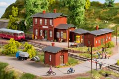 Auhagen 15106 HO Set Bahnhof Neukloster