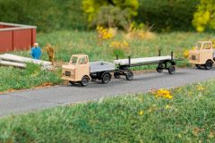 Auhagen 44658 Multicar M22 Pritsche mit La